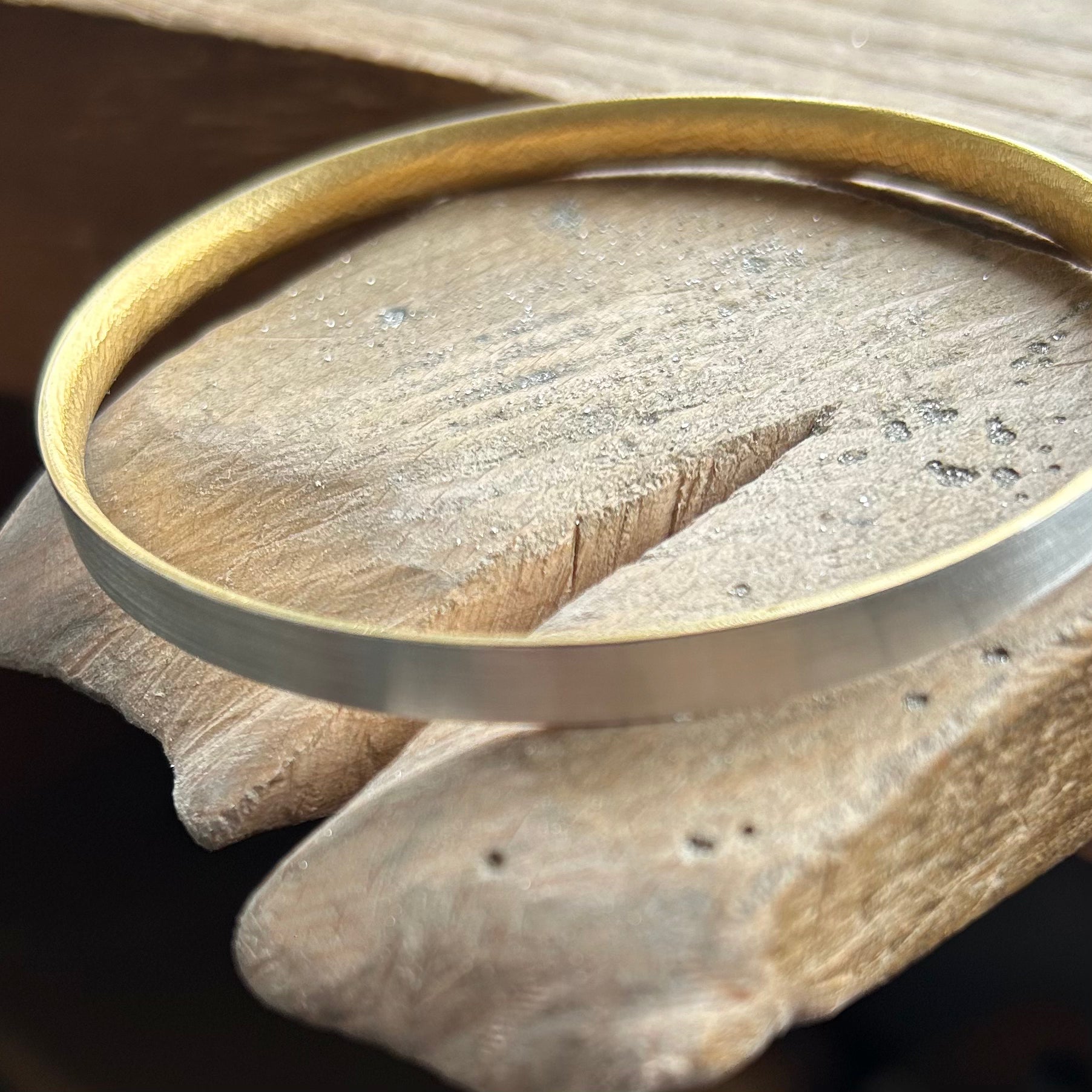 Signature Single Bangle, Oval