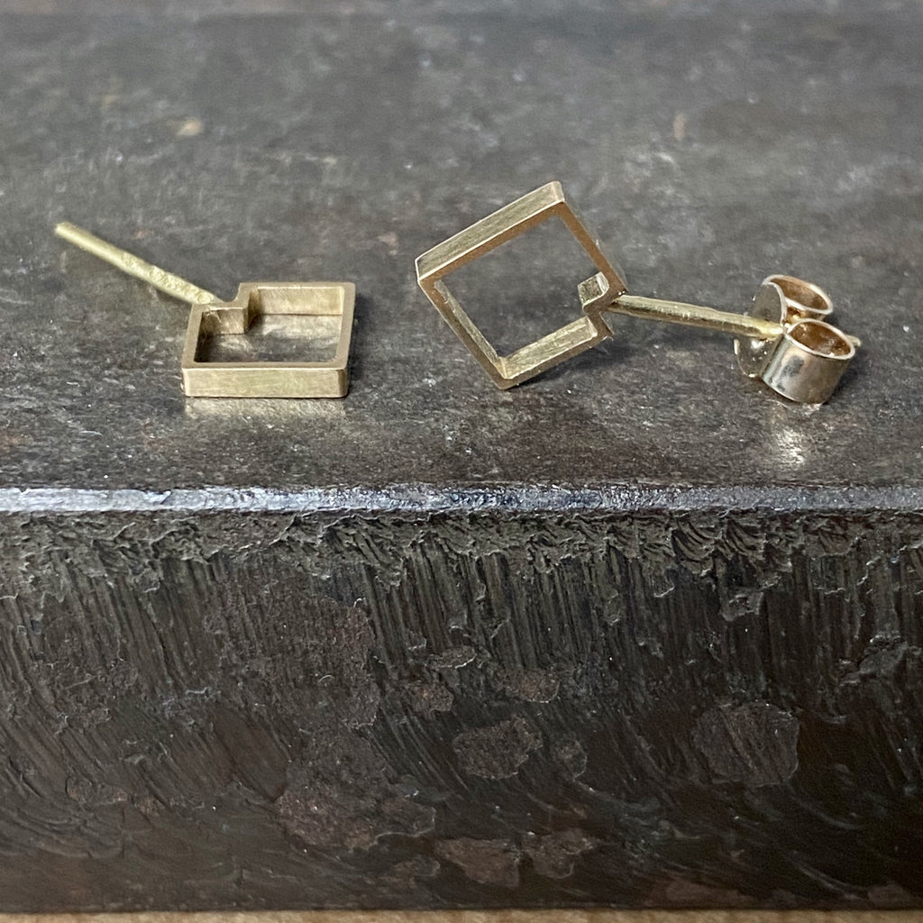 18ct Yellow Gold Squares